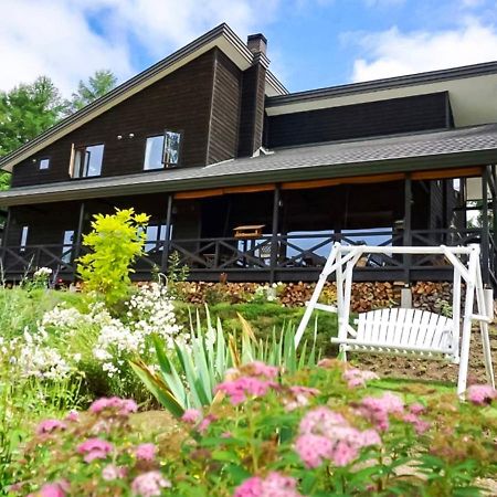 Ritz Garden Niji Pension Biei Buitenkant foto