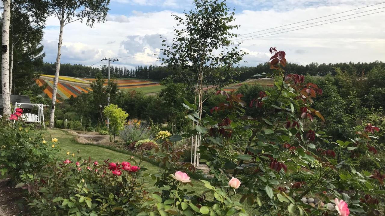 Ritz Garden Niji Pension Biei Buitenkant foto